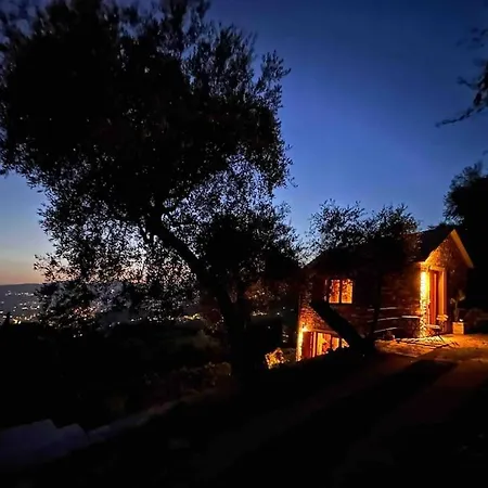 Piccola A Tiny House Facing Portofino Bay *